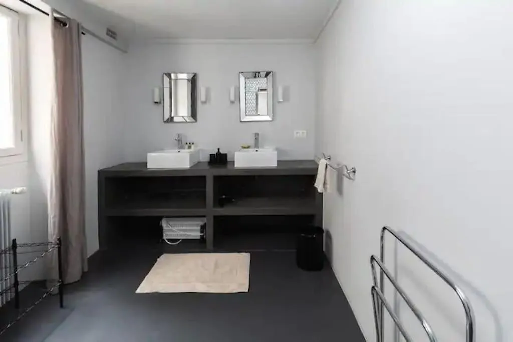 Saint-Honore Luxurious 2 Bedrooms Apartment 120M2 Paris