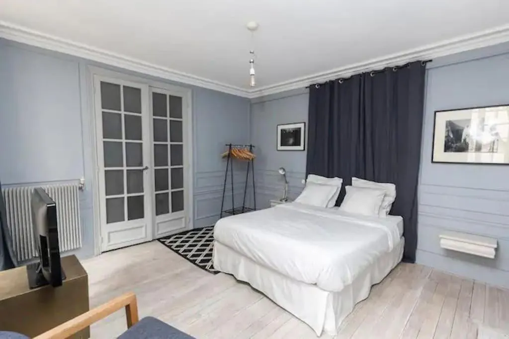 פריז Saint-Honore Luxurious 2 Bedrooms Apartment 120M2 צרפת